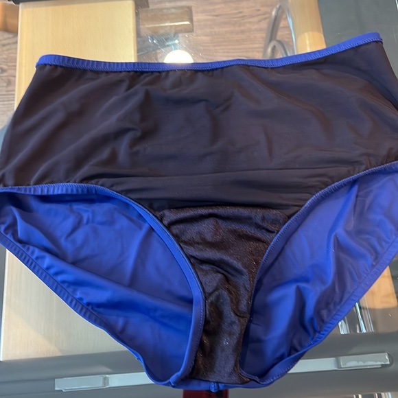 Maxine of HOLLYWOOD Tankini Bathing Suit - Picture 12 of 14